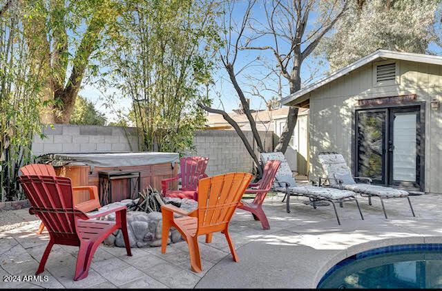 3909 E WHITTON Avenue, Phoenix, AZ 85018