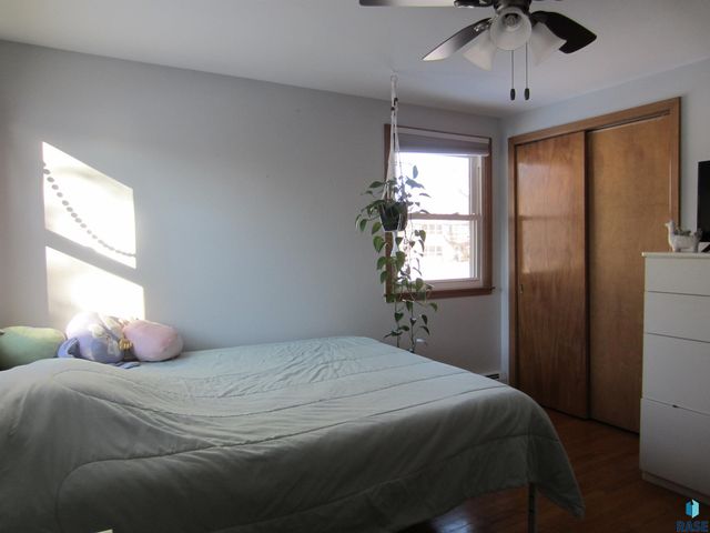 2701 S Elmwood Ave, Sioux Falls, SD 57105
