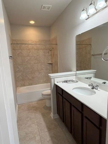 7220 Wyoming Springs DR 1001, Round Rock, TX 78681