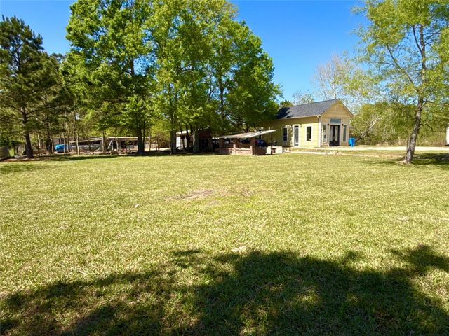 270 County Road 3409, Cleveland, TX 77327