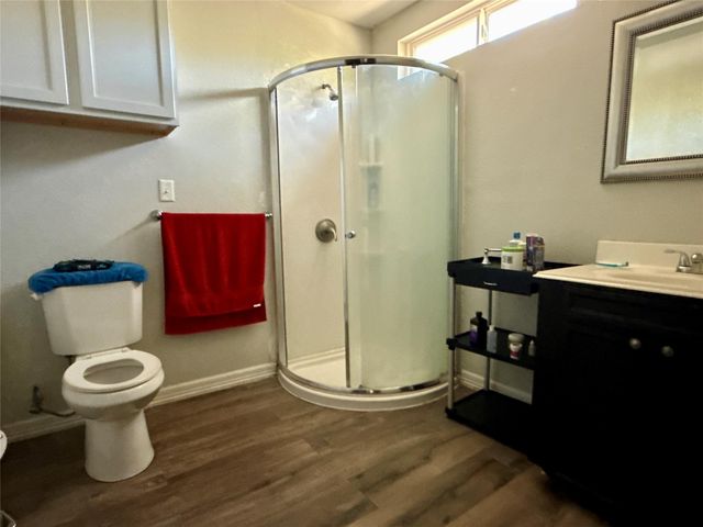 270 County Road 3409, Cleveland, TX 77327