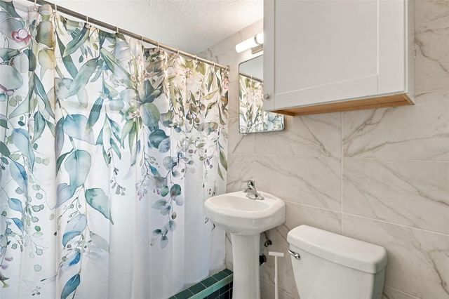 1305 ROCKY CREEK LANE, Englewood, FL 34224