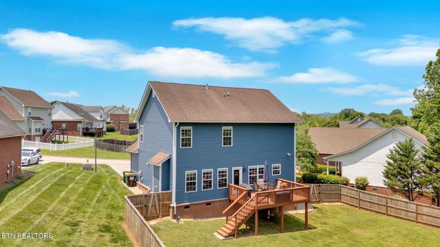 4512 Everwood Oak Lane, Knoxville, TN 37918