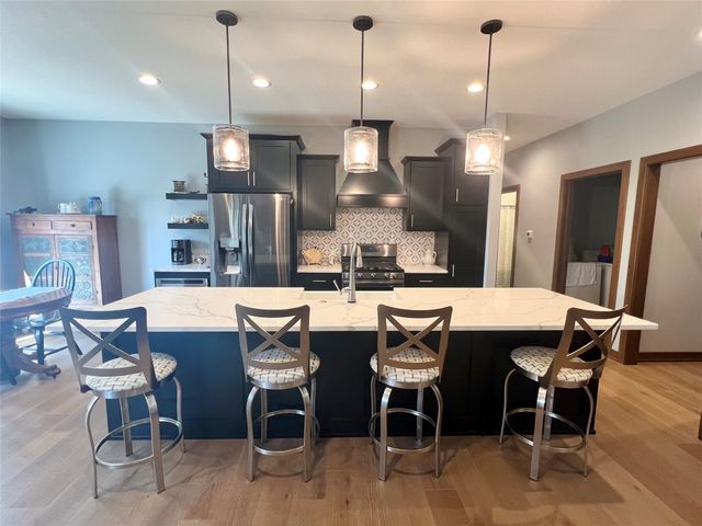 1005 W 8th Street N, Newton, IA 50208