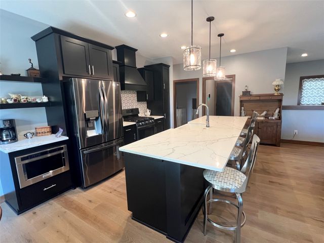 1005 W 8th Street N, Newton, IA 50208