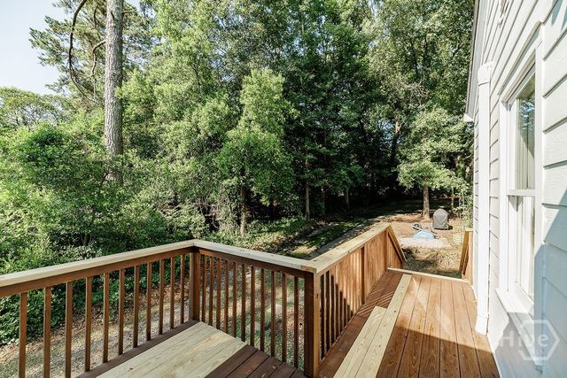 1686 S Milledge Avenue, Athens, GA 30606