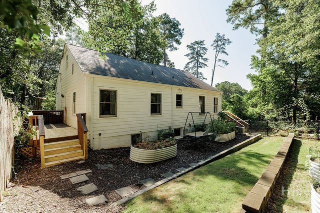 1686 S Milledge Avenue, Athens, GA 30606