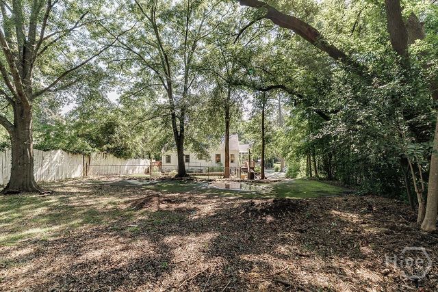1686 S Milledge Avenue, Athens, GA 30606