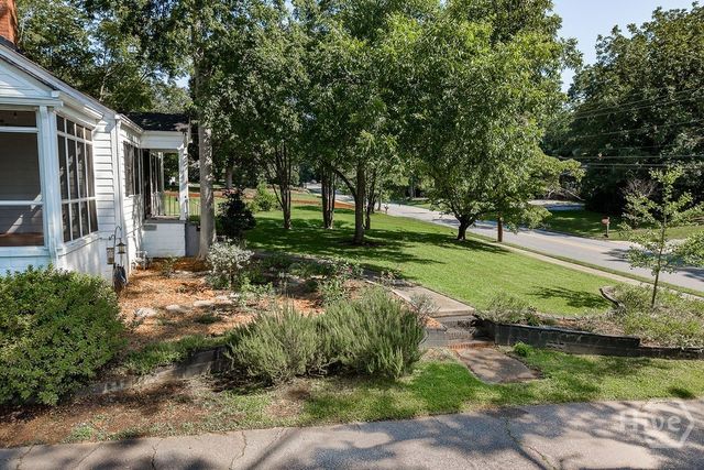 1686 S Milledge Avenue, Athens, GA 30606