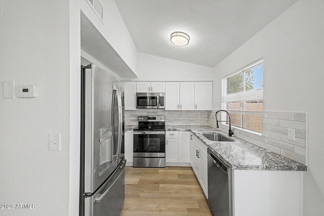 8809 W ATHENS Street, Peoria, AZ 85382