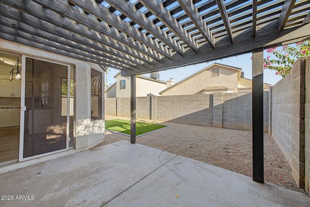 8809 W ATHENS Street, Peoria, AZ 85382