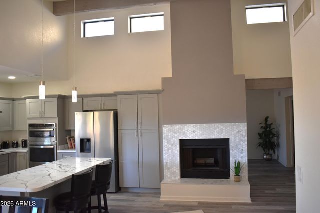 1019 E DESERT COVE Avenue, Phoenix, AZ 85020