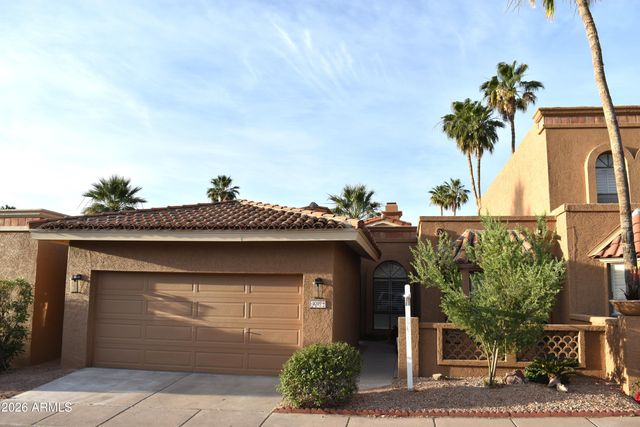 1019 E DESERT COVE Avenue, Phoenix, AZ 85020