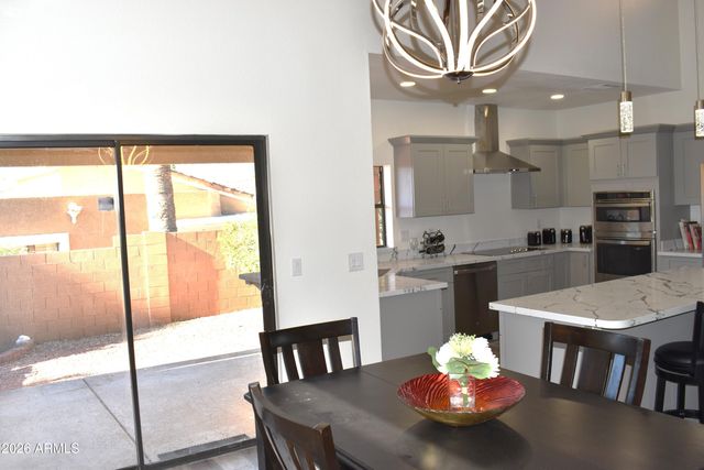 1019 E DESERT COVE Avenue, Phoenix, AZ 85020