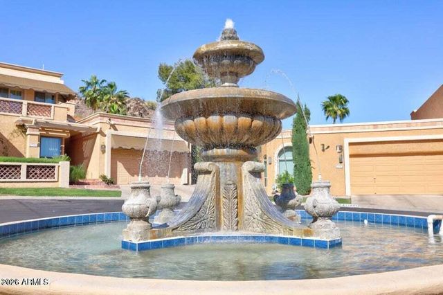 1019 E DESERT COVE Avenue, Phoenix, AZ 85020