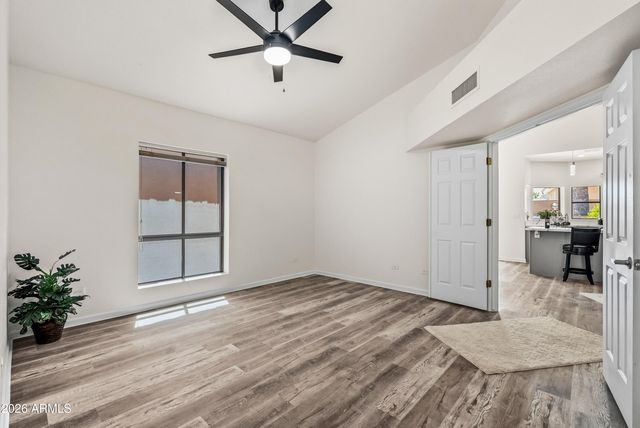 1019 E DESERT COVE Avenue, Phoenix, AZ 85020