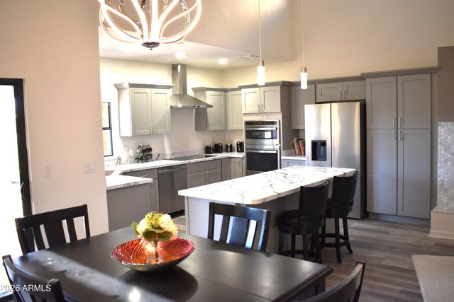 1019 E DESERT COVE Avenue, Phoenix, AZ 85020