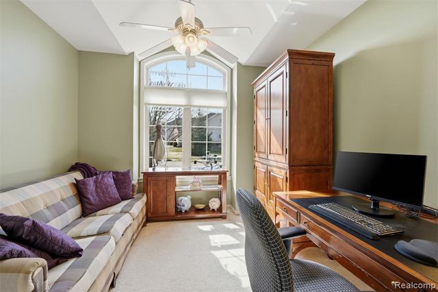 6140 Warwick Drive 6, Commerce Twp, MI 48382