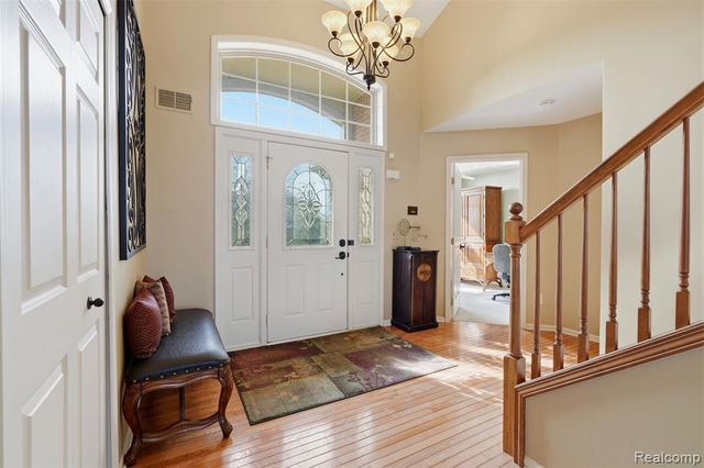 6140 Warwick Drive 6, Commerce Twp, MI 48382