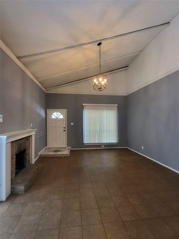 305 Trinidad Drive, Grand Prairie, TX 75052