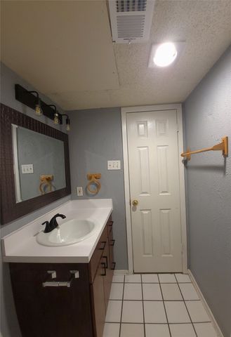 305 Trinidad Drive, Grand Prairie, TX 75052