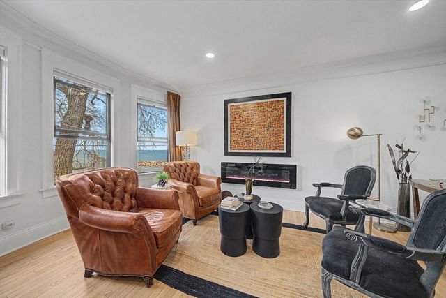 1200 W Sherwin Avenue 2K, Chicago, IL 60626