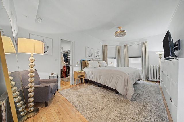1200 W Sherwin Avenue 2K, Chicago, IL 60626