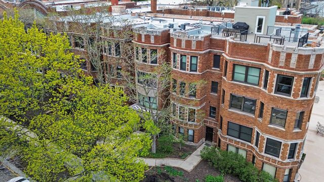1200 W Sherwin Avenue 2K, Chicago, IL 60626