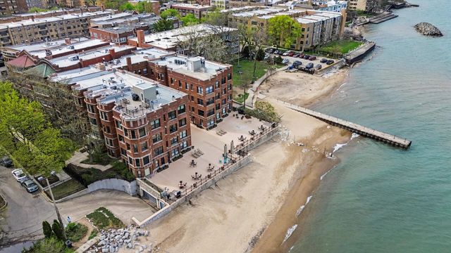 1200 W Sherwin Avenue 2K, Chicago, IL 60626