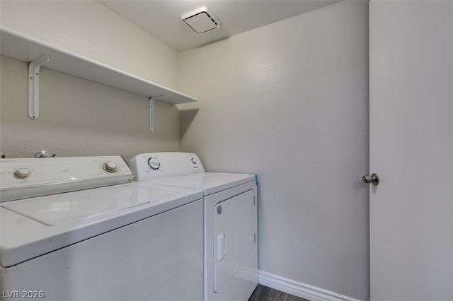 905 Scarlet Ridge Drive, Las Vegas, NV 89128