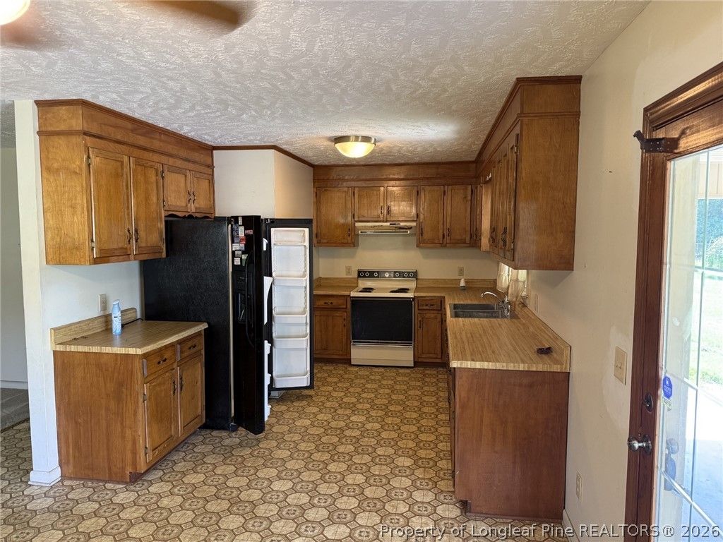 1952 Bee Gee Road, Lumberton, NC 28358 — photo 4