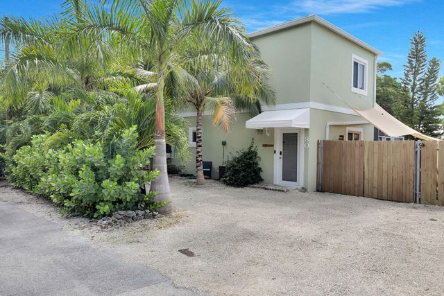 80 Le Grand Drive, Key Largo, FL 33037