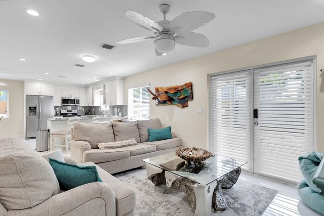 80 Le Grand Drive, Key Largo, FL 33037