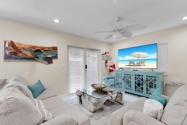 80 Le Grand Drive, Key Largo, FL 33037