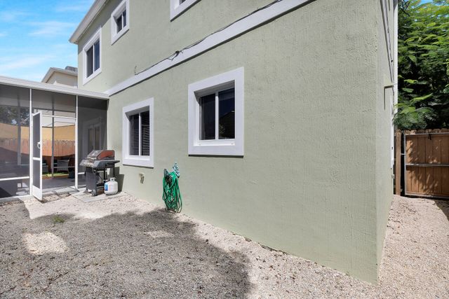 80 Le Grand Drive, Key Largo, FL 33037