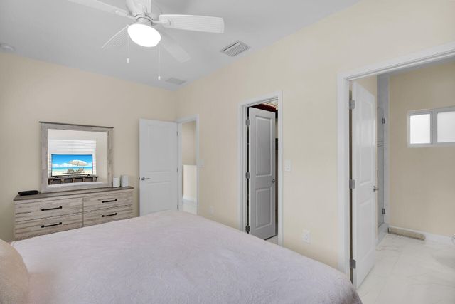 80 Le Grand Drive, Key Largo, FL 33037