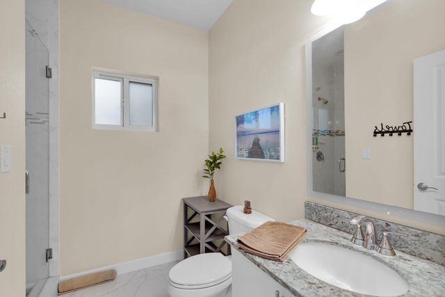 80 Le Grand Drive, Key Largo, FL 33037