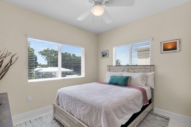 80 Le Grand Drive, Key Largo, FL 33037