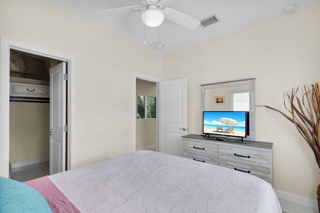 80 Le Grand Drive, Key Largo, FL 33037