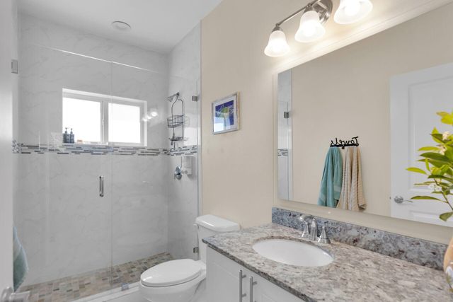 80 Le Grand Drive, Key Largo, FL 33037