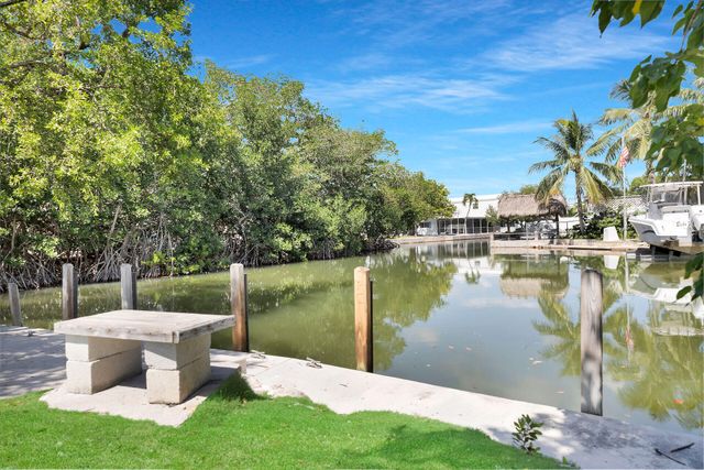 80 Le Grand Drive, Key Largo, FL 33037