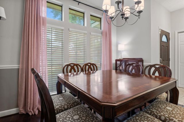 911 Sugardale Court, Sugar Land, TX 77498
