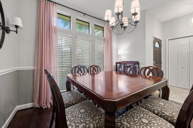 911 Sugardale Court, Sugar Land, TX 77498