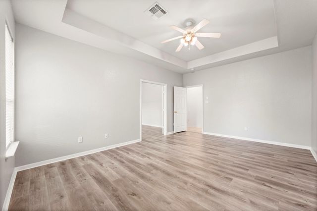 167 N Whistlers Bend Circle, Conroe, TX 77384