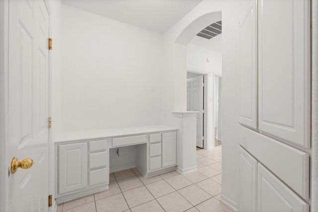 167 N Whistlers Bend Circle, Conroe, TX 77384