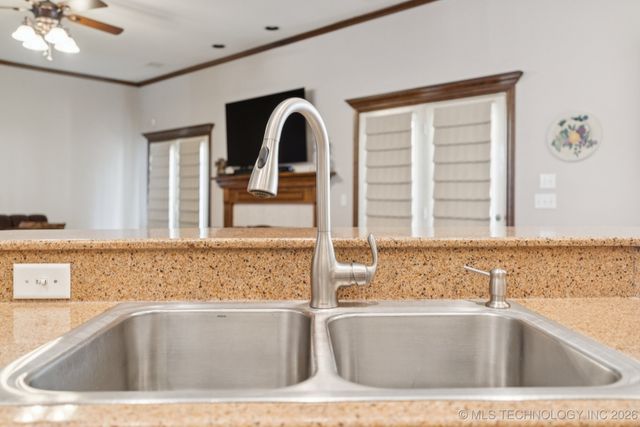 316 E 44th Street, Sand Springs, OK 74063