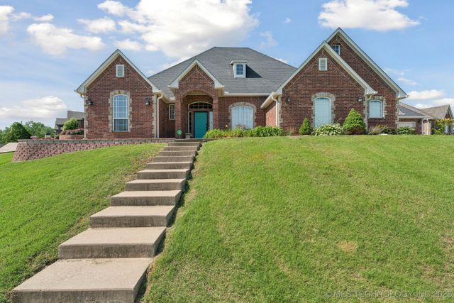 316 E 44th Street, Sand Springs, OK 74063
