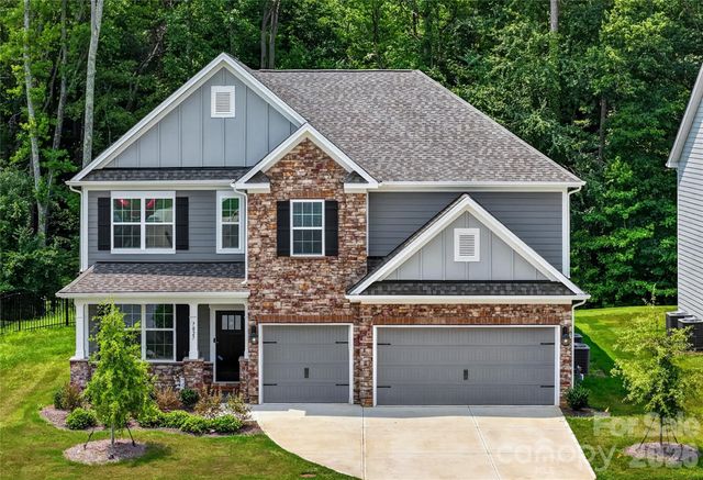7027 Sylvan Retreat Drive, Denver, NC 28037