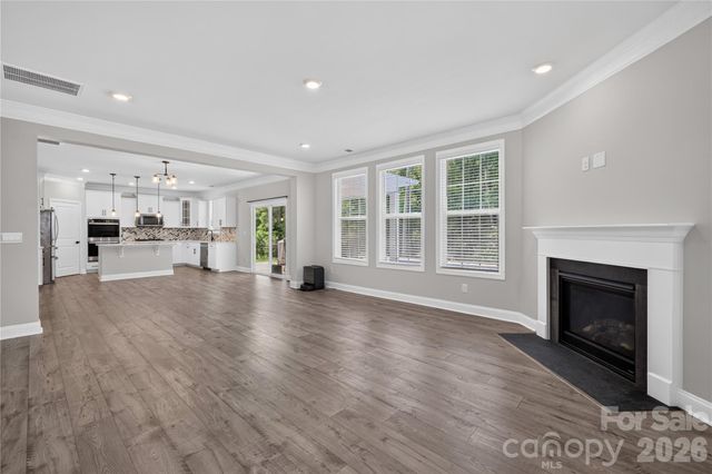 7027 Sylvan Retreat Drive, Denver, NC 28037