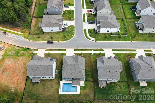 7027 Sylvan Retreat Drive, Denver, NC 28037